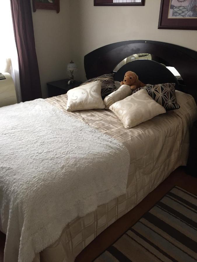 Chez Danny Hotel มอนทรีอัล ภายนอก รูปภาพ